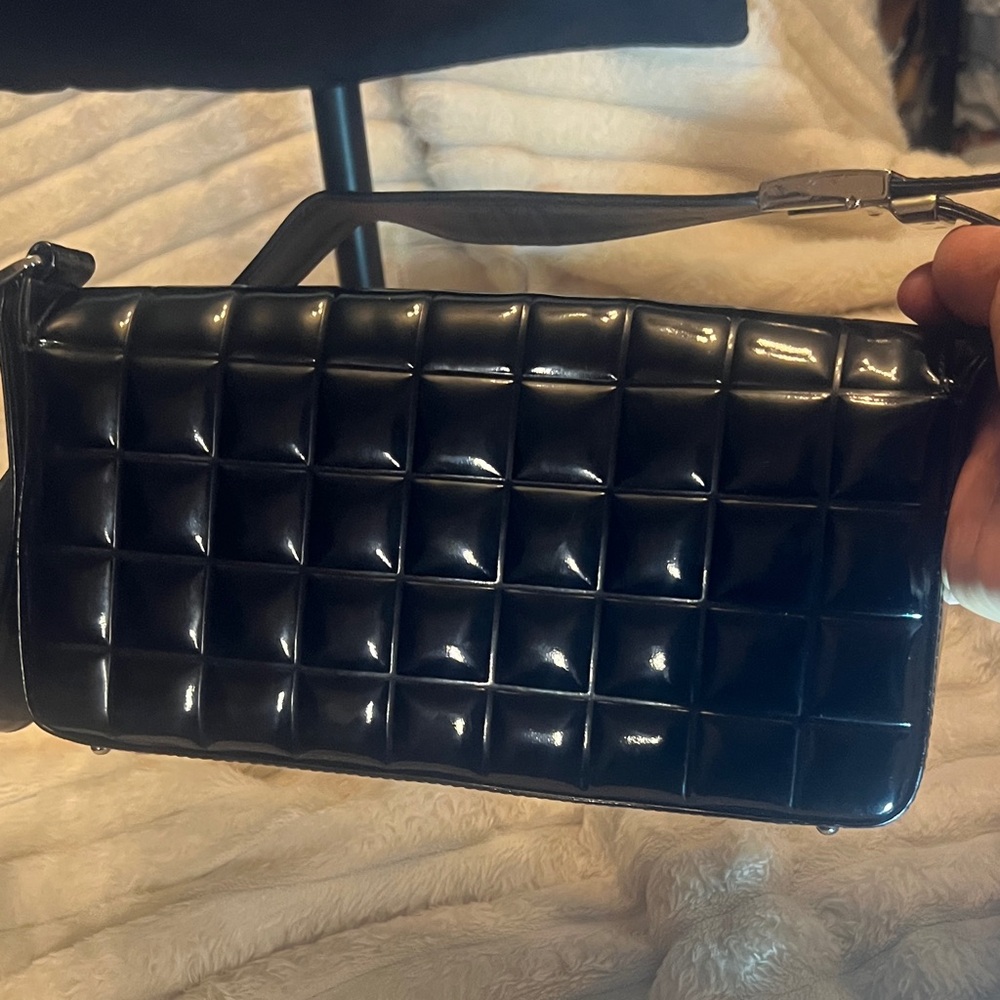 🖤 Authentic Vintage CHANEL Chocolate Bar Flap Bag 🖤 - Picture 6 of 16